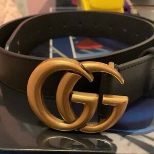 Gucci authentic belt size 95